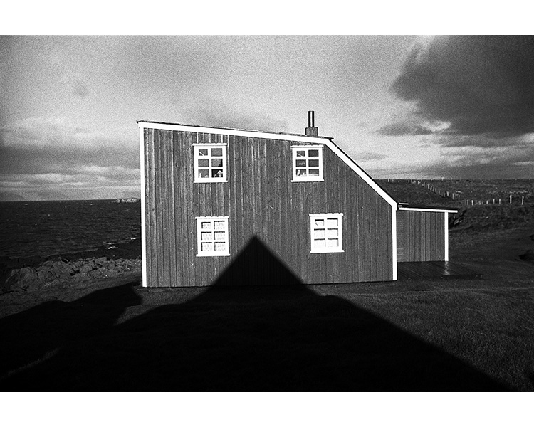 ICELAND / 09.2010Summer house on flatey island.¬© Michal Luczak / Sputnik Photos / Anzenberger